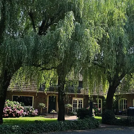 Waldhaus An De Miaelkwellen